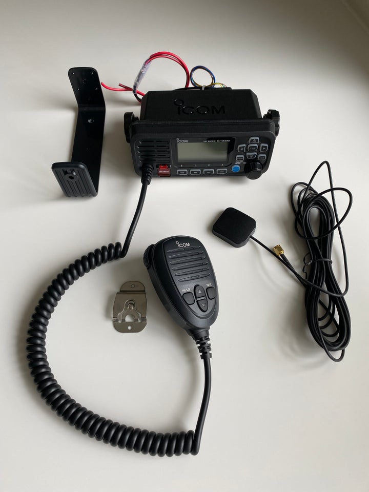 Icom IC-M330GE VHF Radio med DSC-D og indbygget...