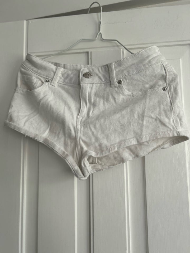 Shorts, H&M Divided, str. 34