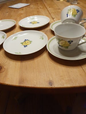 Porcelæn, kopper/kagetallerkener, picnic/lyngby porcelæn, Picnic 2 tekopper pr stk 25 kr og 3 kageta
