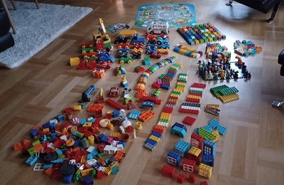 Lego Duplo, Jeg sælger en masse duplo: Klodser, byggeplader, bilbane, biler, dyr, mennesker, blomste