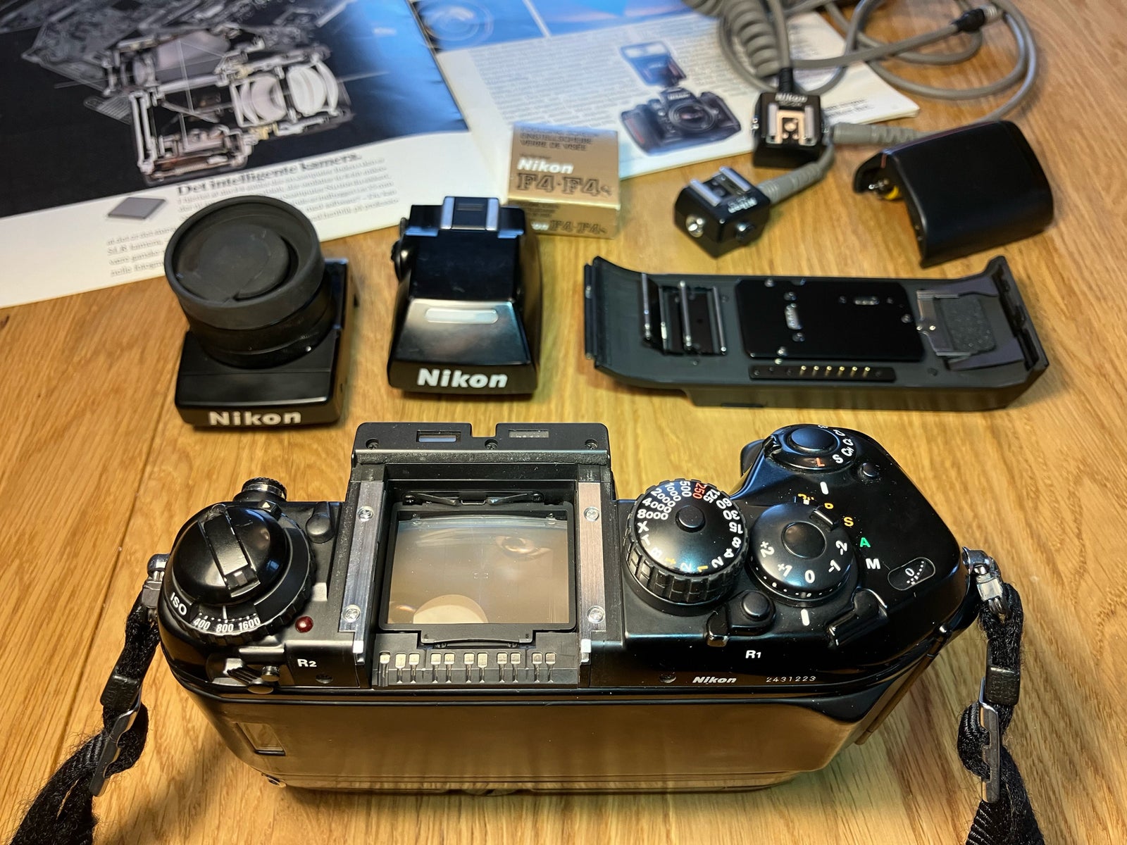 Nikon, F4, spejlrefleks