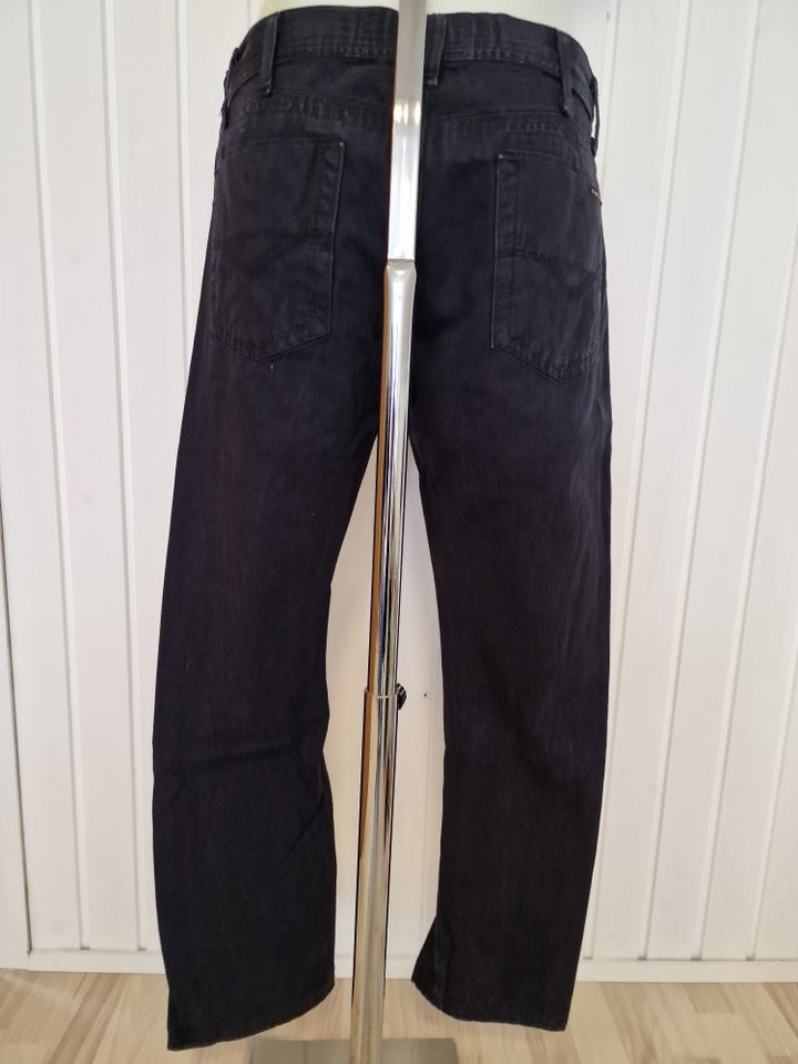 Jeans, Energie, str. 32