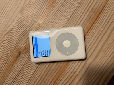 iPod, iPod classic, 20 GB, God, SOLGT.

iPod classic 4. generation, hvid. Fungerer fint.
Købt i 2005