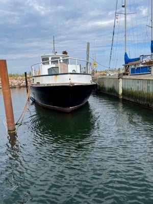 Fra Hamburg, Andet, årg. 1955, bredde 4.5, dybde 120, Kg 3000, hjemhavn: Holbæk Marina, Vi sælger vo