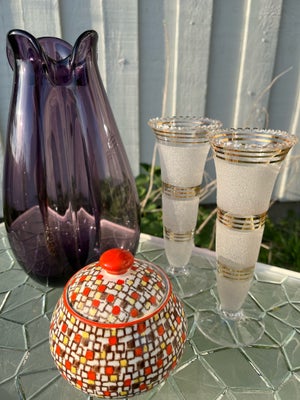 Vase, Holmegaard violet trefløjet vase, Holmegaard, Holmegaard violet trefløjet vase 26 cm
Har lidt 