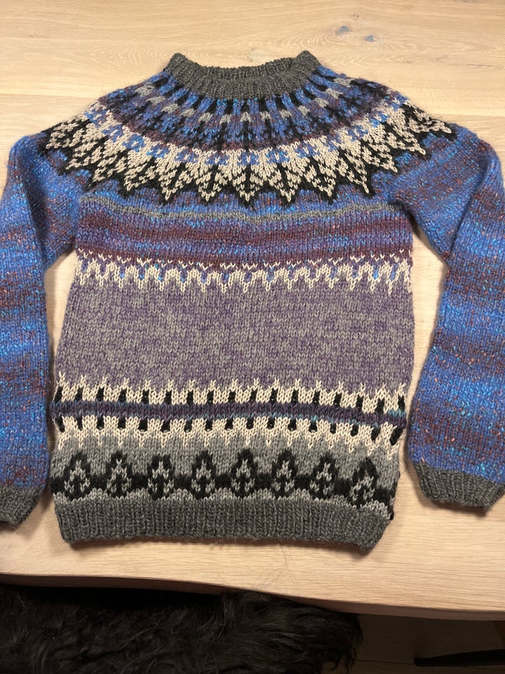 Sweater, Håndstrikket, str. 38