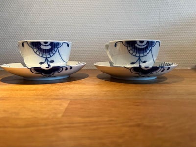 Porcelæn, 2 kopper + underkopper, Royal Copenhagen, Hermed sælges 2 sæt med kop og underkop fra firm