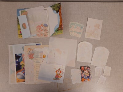 Brevpapir, Brevpapir med trolde+klovne, Brevpapir, trolde og klovne.
Fra min barndom i 90erne+00erne