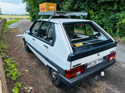 Citroën Visa, 1,1, Benzin, 1987, hvid, 5-dørs, Meget velkørende Citroen Visa fra 1987. Motor lyder o