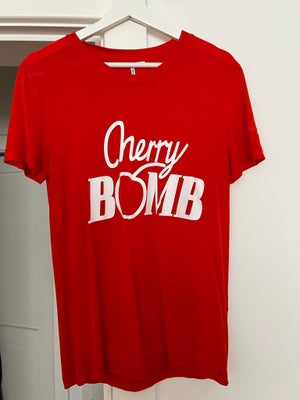 T-shirt, Ganni, str. findes i flere str., Bomuld, Ubrugt, Cherry Bomb - Str. L (lille i str)