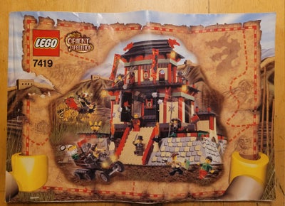 Lego andet, 7419, Lego 7419 Dragon Fortress fra 2003 i flot stand.

Komplet. Fremstår original.

Med