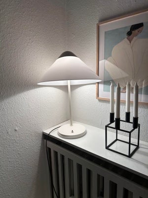 Wegner, 1981 Opala bordlampe, Fra 81, Yderst velholdt lampe fra 1981, med få til ingen brugsspor, - 