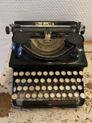 Skrivemaskine, Urania skrivemaskine, Antik skrivemaskine, Urania. Produceret af Clemens Müller A.G. 