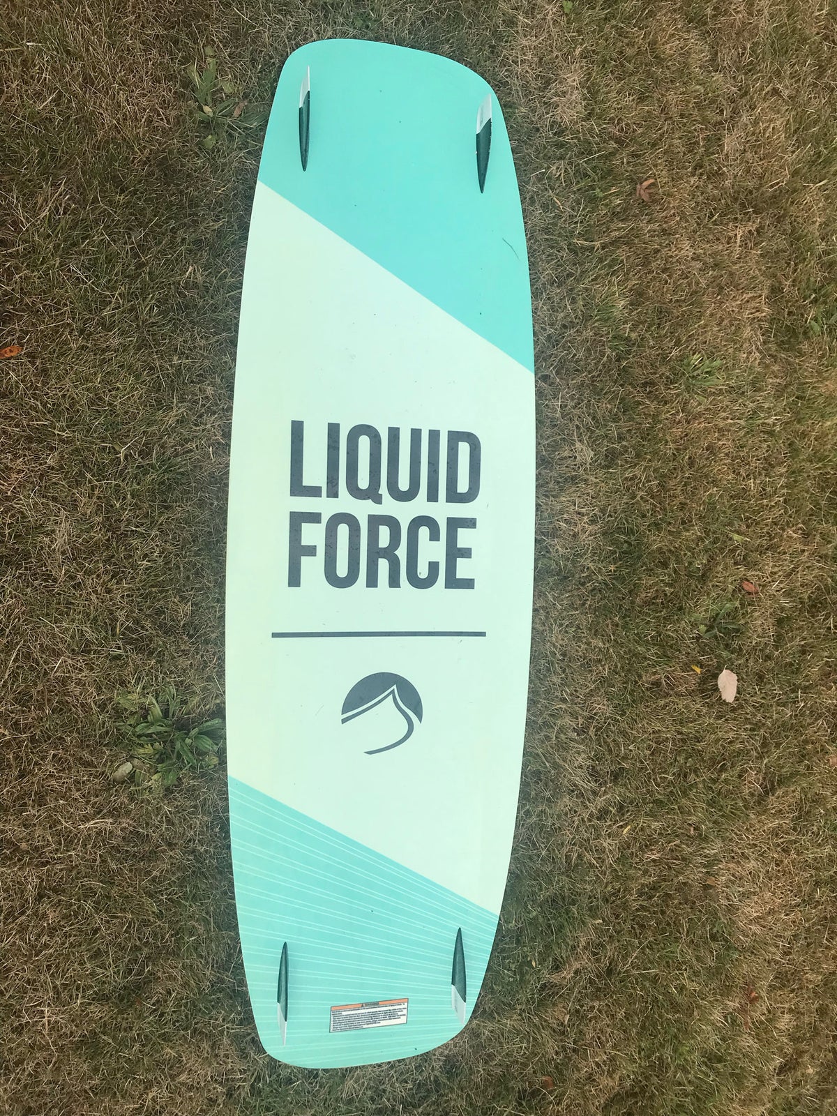 Kitesurf, Liquid Force, Manera Liquid force