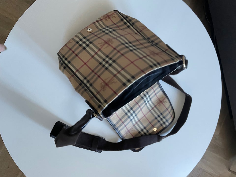 Crossbody, Burberry, skind