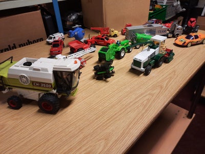 Biler / traktorer mm, mange forskellige stk. legetøj kom og se i vor forretning.

Jeg sælger varerne