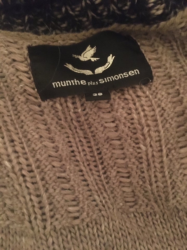 Cardigan, Munthe plus Simonsen, str. 38