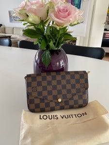 Ekte Louis Vuitton skjerf, meget pent brukt