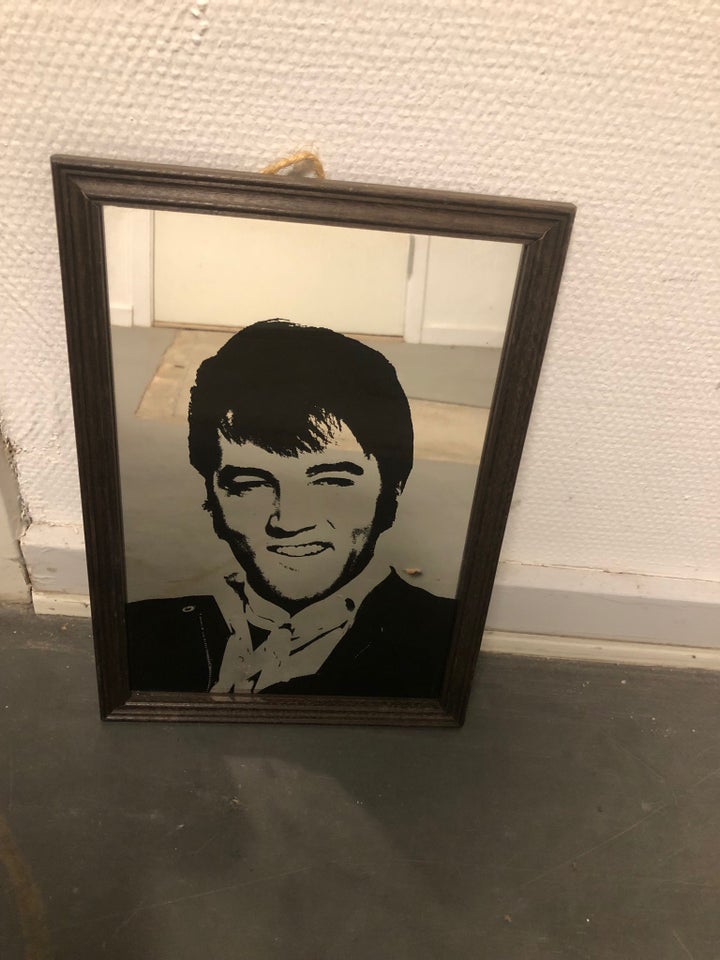 Spejl, Elvis spejl