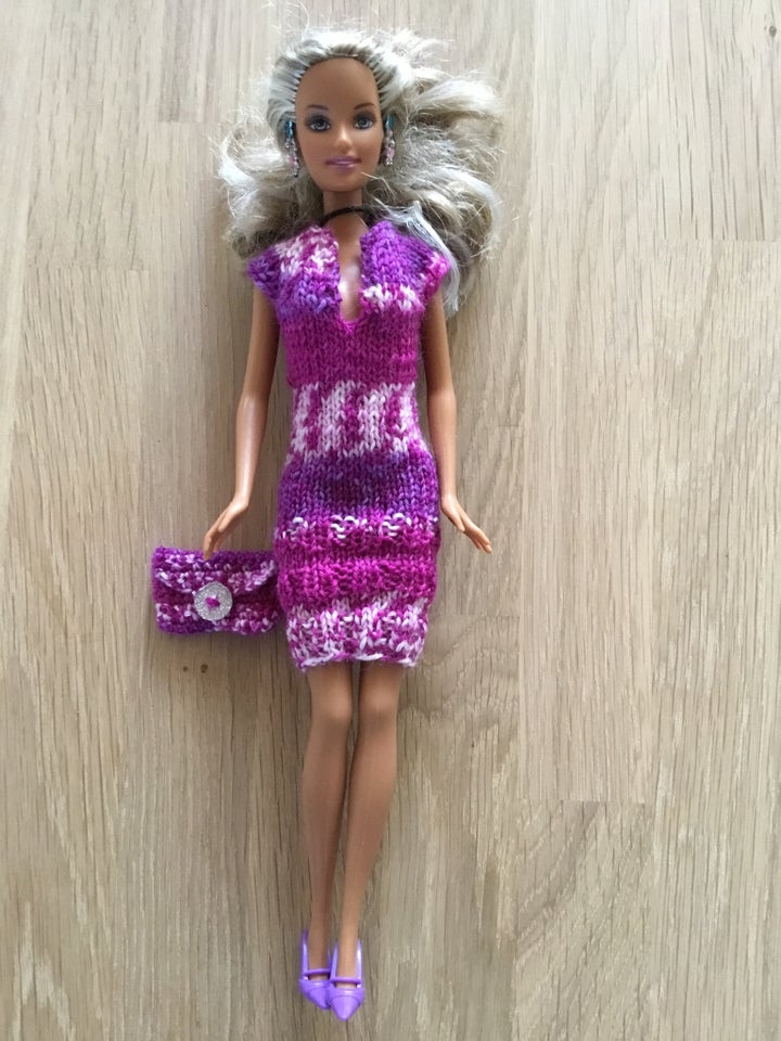 Barbie, Hjemmestrikket UNIKA