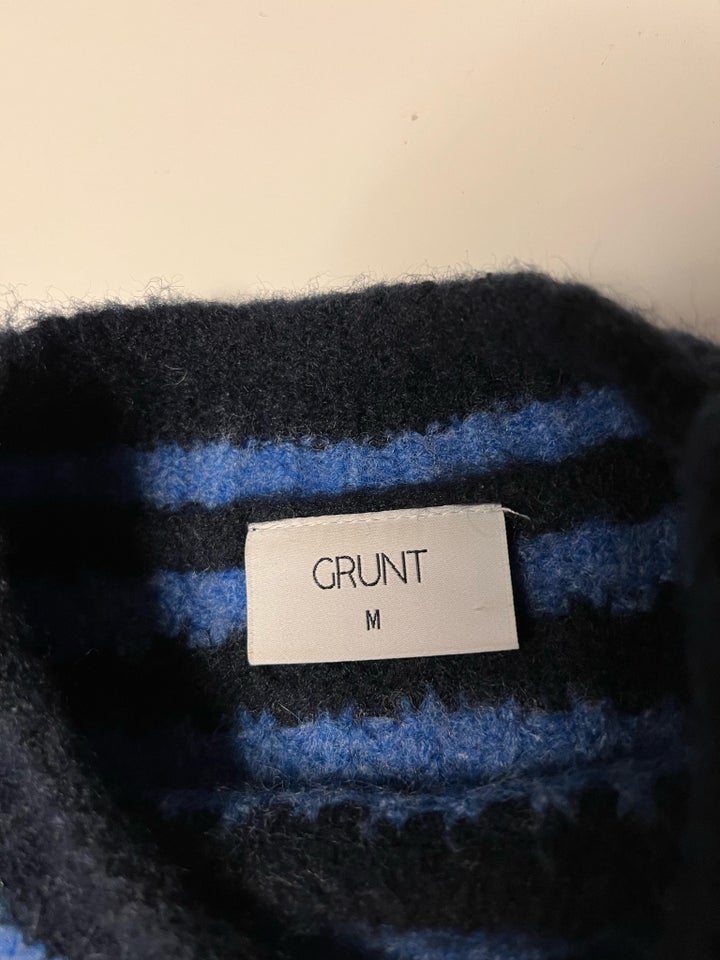 Sweater, Striktrøje, GRUNT