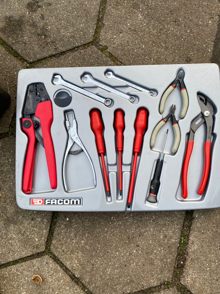 Andet håndværktøj, Facom værktøjskuffert