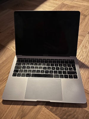 MacBook Pro, 13-inch, 2017, 2,3 GHz, 8 GB ram, 250 GB harddisk, Rimelig, MacBook Pro 13-inch fra 201