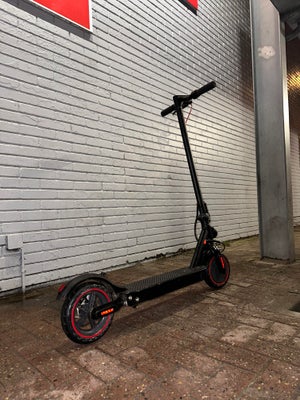 El-løbehjul, ZWheel-scooter, Model: E9D F B1 I A2

Brugt en kort periode, fremstår derfor næsten som