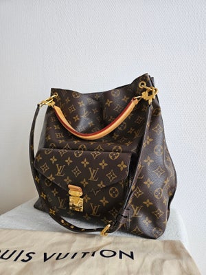 Anden håndtaske, Louis Vuitton, kanvas, Beskrivelse: Louis Vuitton Metis Hobo i monogram kanvas. En 