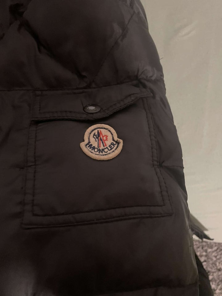 Andet, Moncler, str. S-M