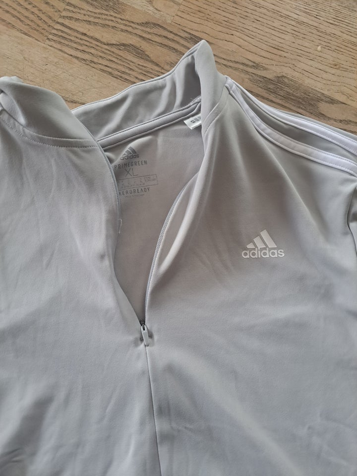 Andet, Adidas, str. 44