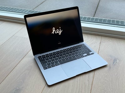 MacBook Air, M1 13”, 8 GB ram, 512 GB harddisk, God, Lækker MacBook Air (space grey) i rigtig pæn st