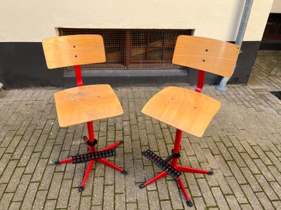Spisebordsstol, Metal og bøgefiner, Skolestol, To super fede retro skolestole / institutionsstole fr