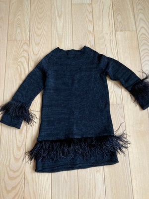 Festkjole, Day, str. S,  Sort/mørkegrå,  uld/alpaka/polyester,  Ubrugt, Den kan også benyttes af en 