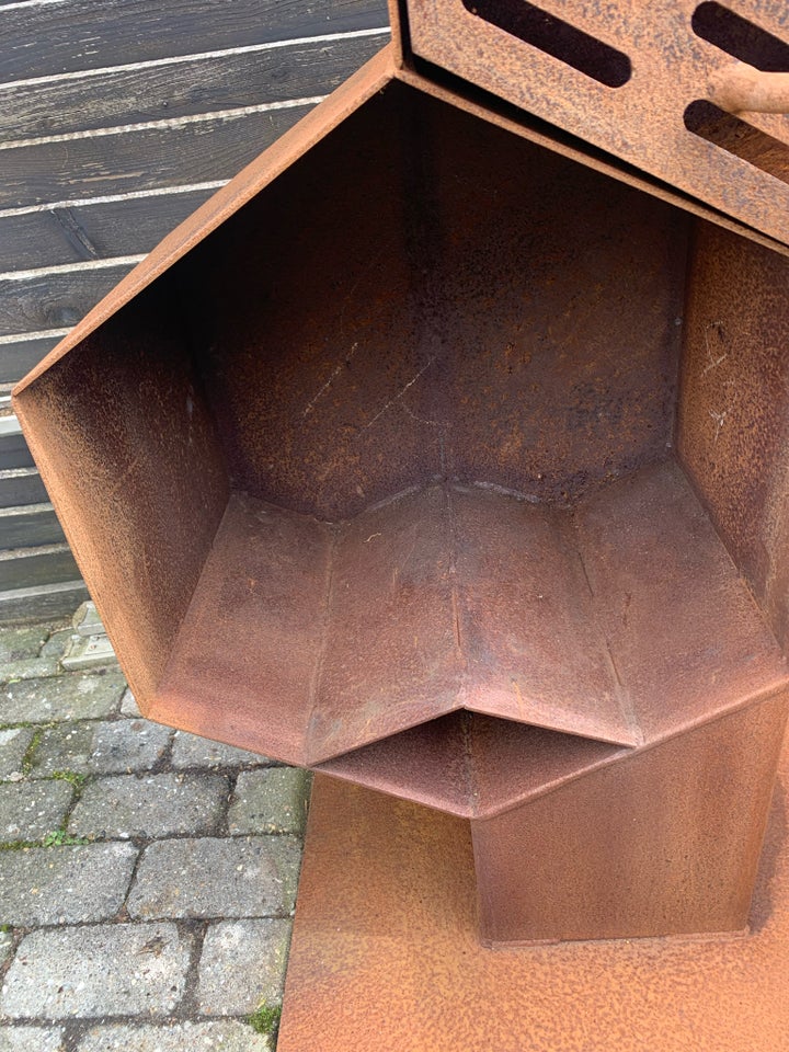 Andet, Corten