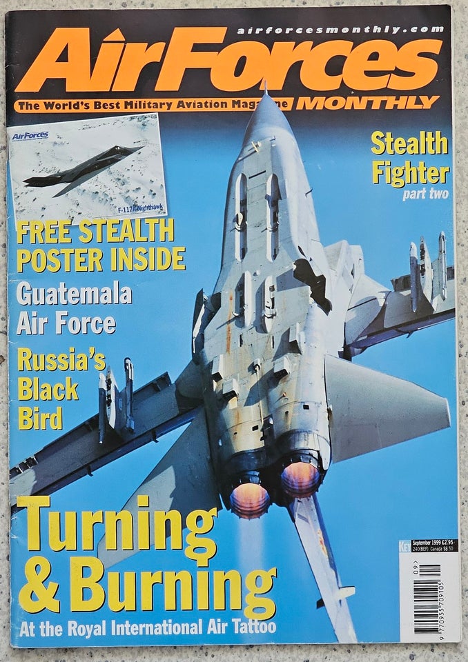 AirForces Monthly, emne: flyvemaskiner og teknik