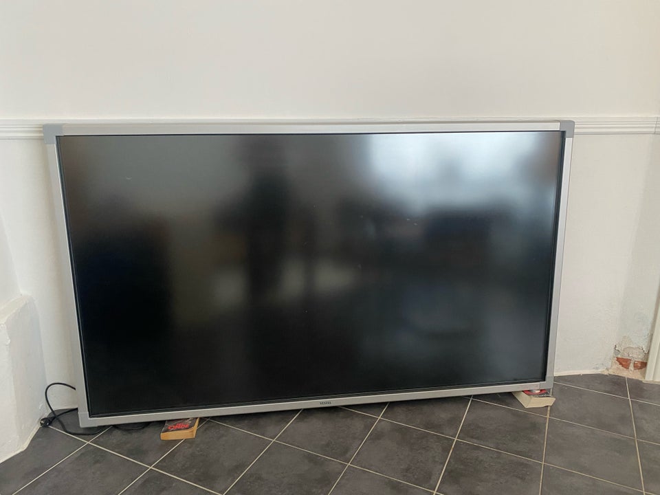 Andet mærke, Mærke: Vestel Model: IF-84M6, mere end 70"