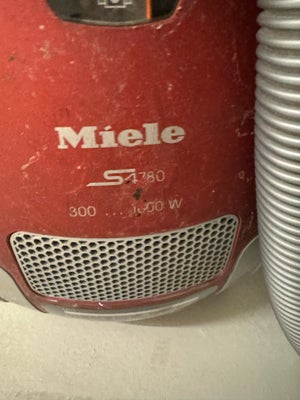 Støvsuger, Miele S4780, 1800 watt, Slangen har set bedre dage. Kan dog skiftet ud. Ellers fejler den