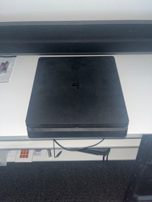 Playstation 4, Slim - 500 Gb, God, Hejsa, 
Sælger min PlayStation 4 Slim, da jeg ikke længere bruger