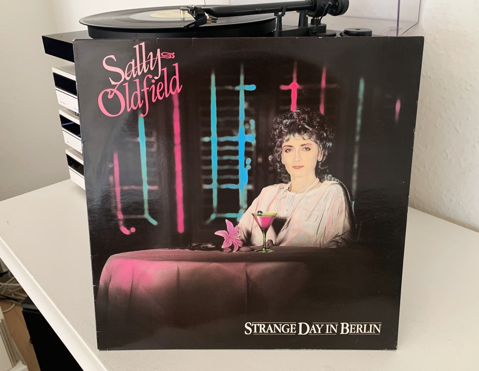 LP, Sally Oldfield, Strange Day In Berlin – dba.dk – Køb og Salg