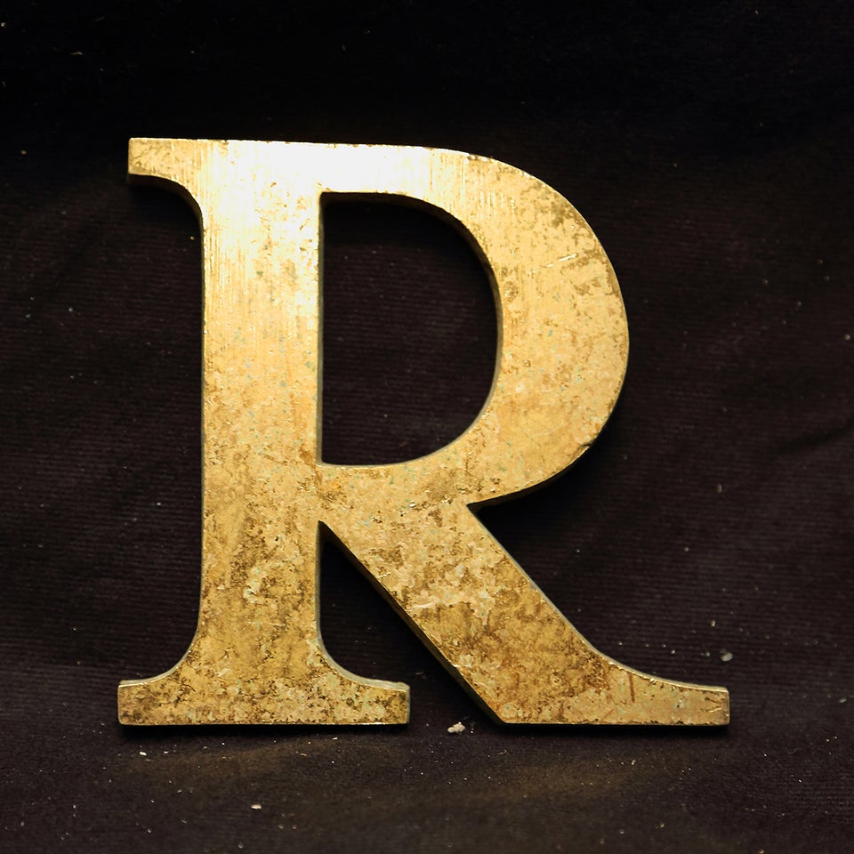 Facadebogstav "R" i massiv messing - H 9,8 cm