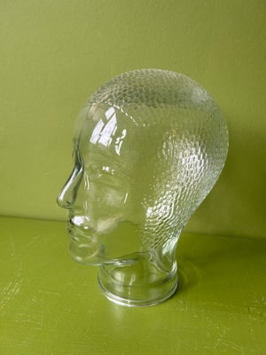 Glas hoved, Glas, Smukt glashoved
Højde: 26 cm
Bredde: ca. 13 cm det bredeste sted