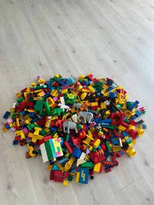 Lego Duplo, Blandet, En masse blandet Duplo. 