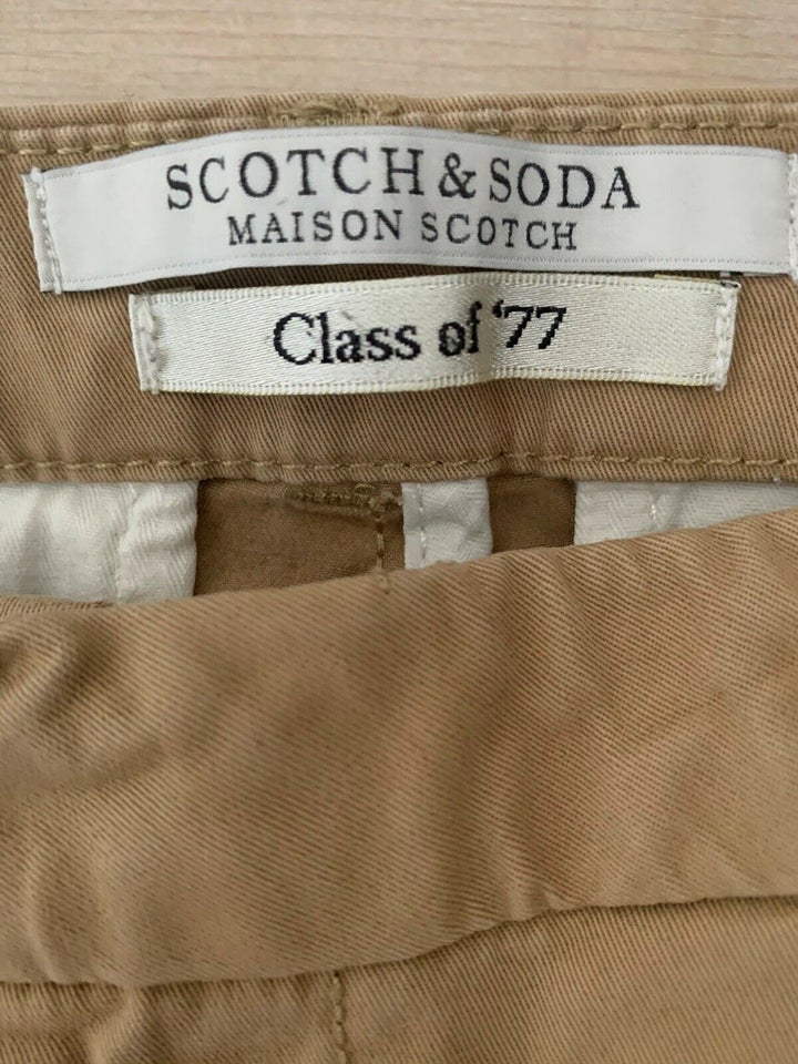 Chinos, Scotch & Soda, str. 25