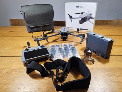 Drone, DJI AIR 3, Fantastisk drone der kun sælges, fordi den ikke bliver brugt.

Original kasse og k