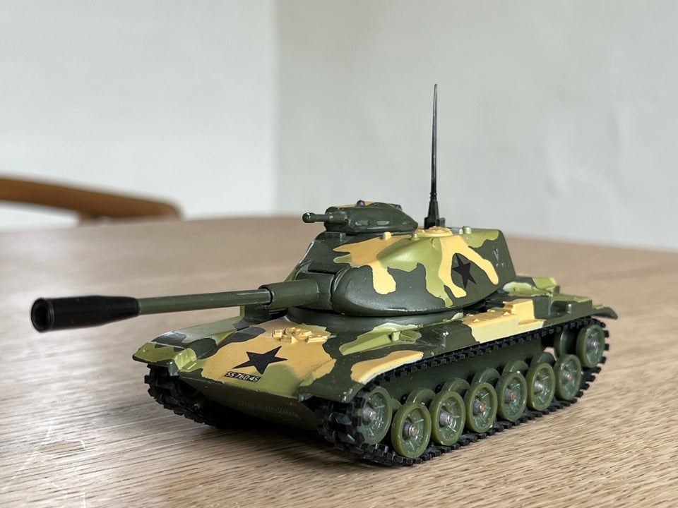 Andet, Corgi M60 A1 Medium Tank, skala 1:50