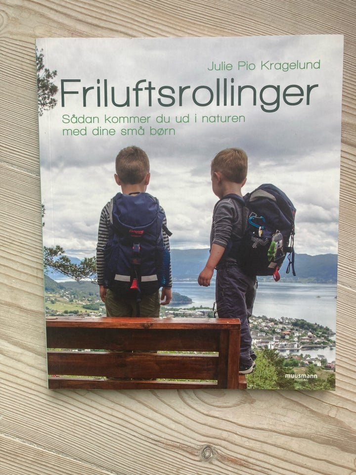 Friluftsrollinger, Julie Pio Kragelund, emne: rejsebøger