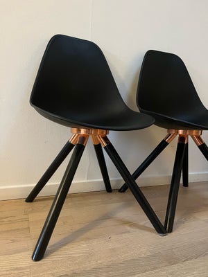 Spisebordsstol, Plastik og træ, Cult Furniture, Moda Dining Chair – 2 stk til salg

Jeg sælger to Mo