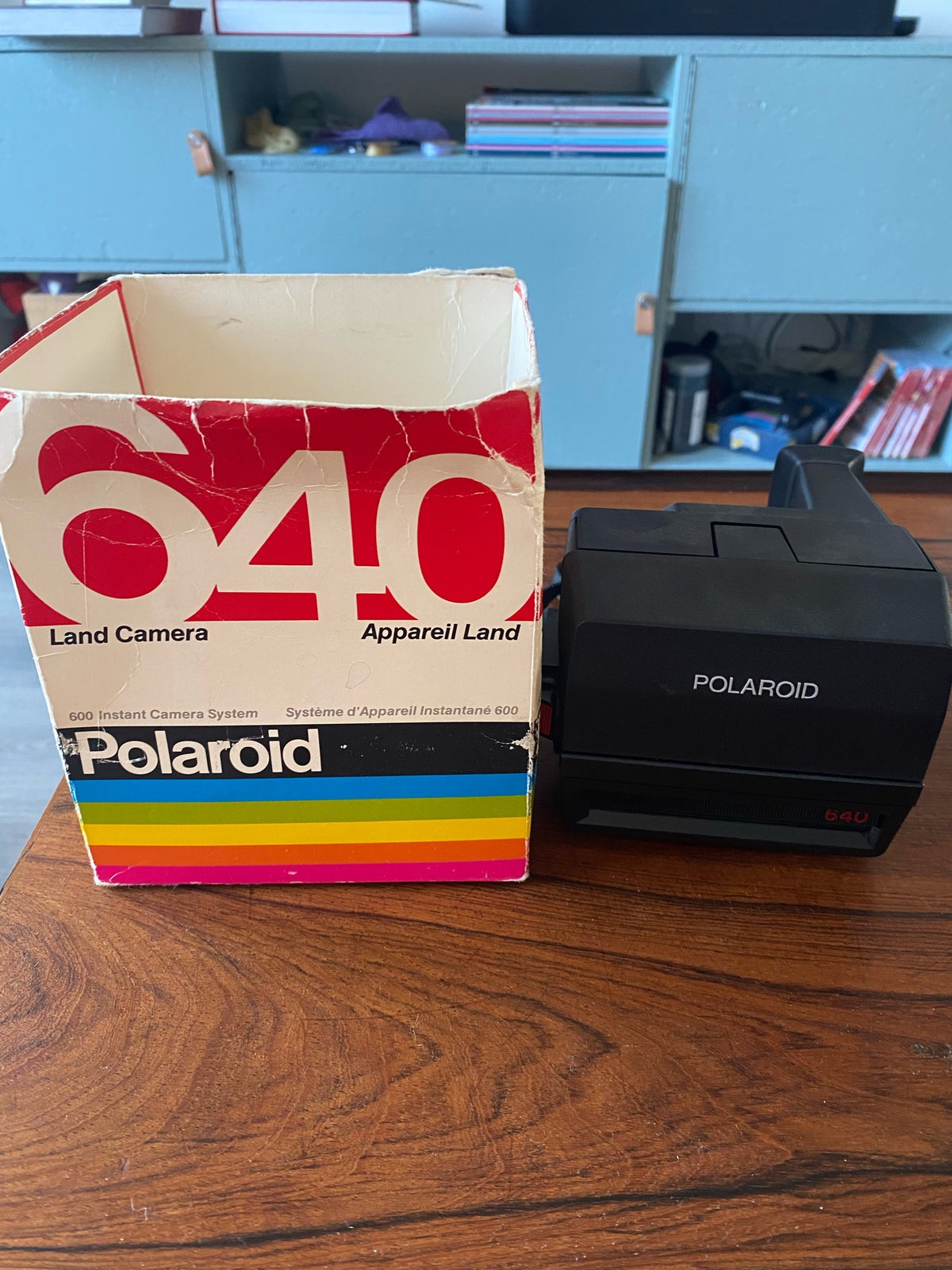 Polaroid, 640, God