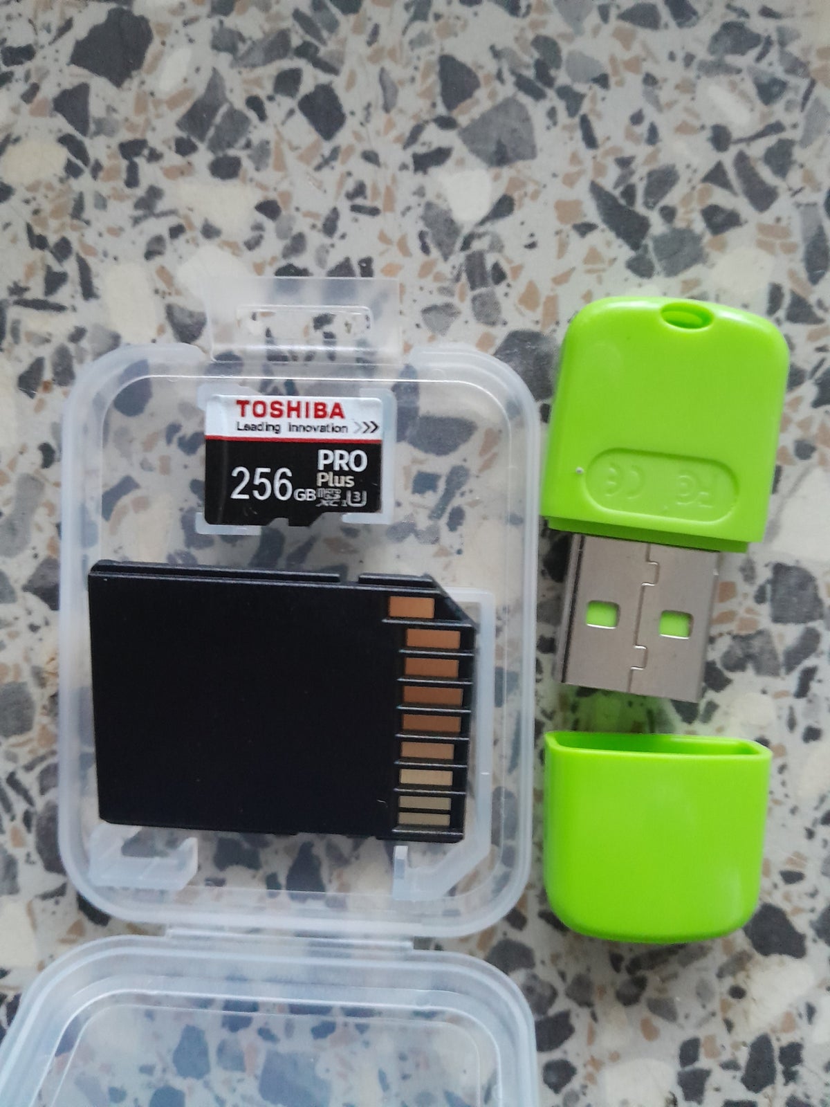 Mirco sd kort Kan bruges til mobilen, 1 TB OG 1 stk 128 GB